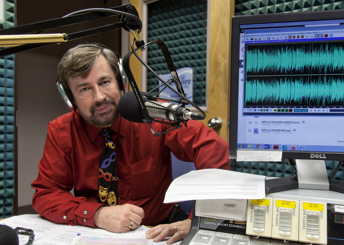 Click for Larry A Brechner - broadcast host